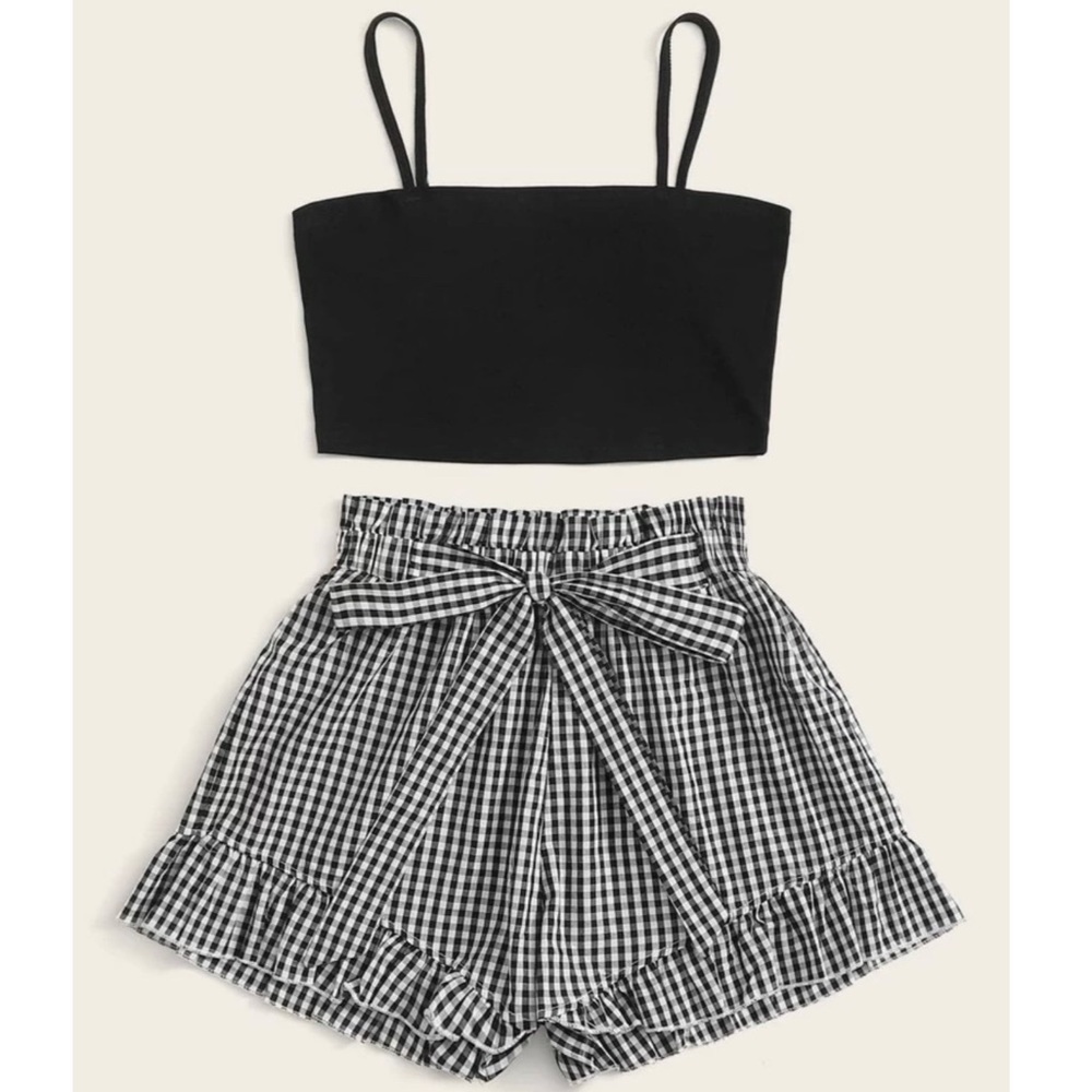 Ruffled shorts & Crop top set